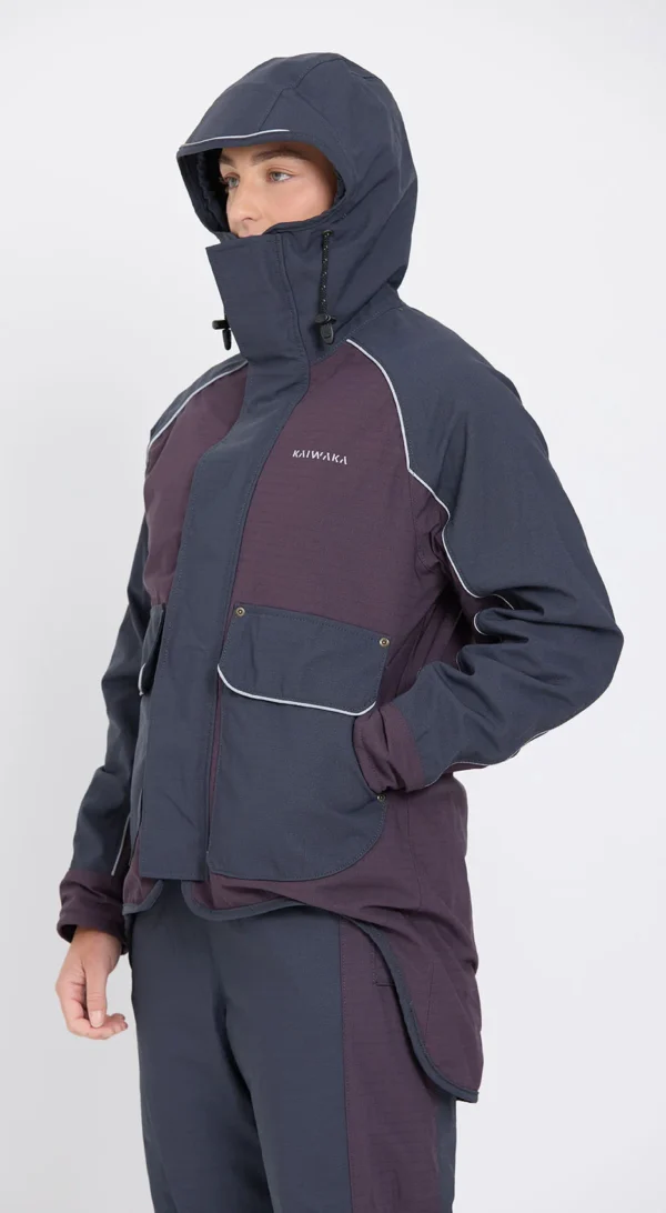 ZoomTilted-StormforceLadyoftheLandWinterJacket kaiwaka stormforce women's winter jacket tilted hood up